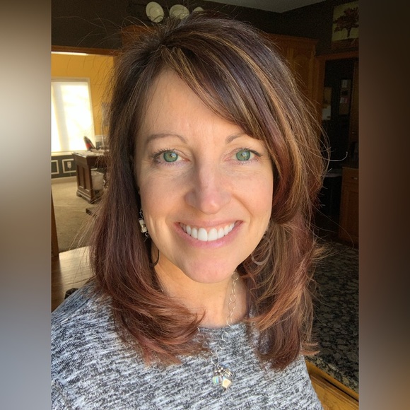 Meet your Posher, Jen - Picture 6 of 9